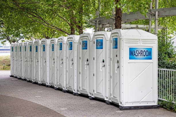 Best Temporary restroom rental  in Appleton City, MO